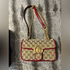 GG Marmont small matelassé shoulder bag